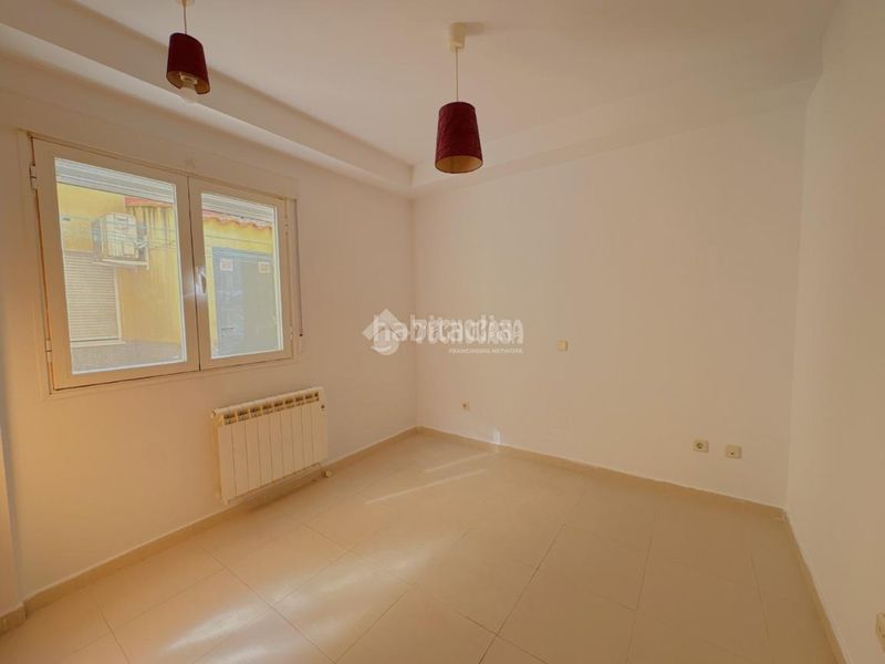 Foto bc2f8f74-dc54-46c5-bfdb-2b9cb549ee81. Piso  en venta en Alovera