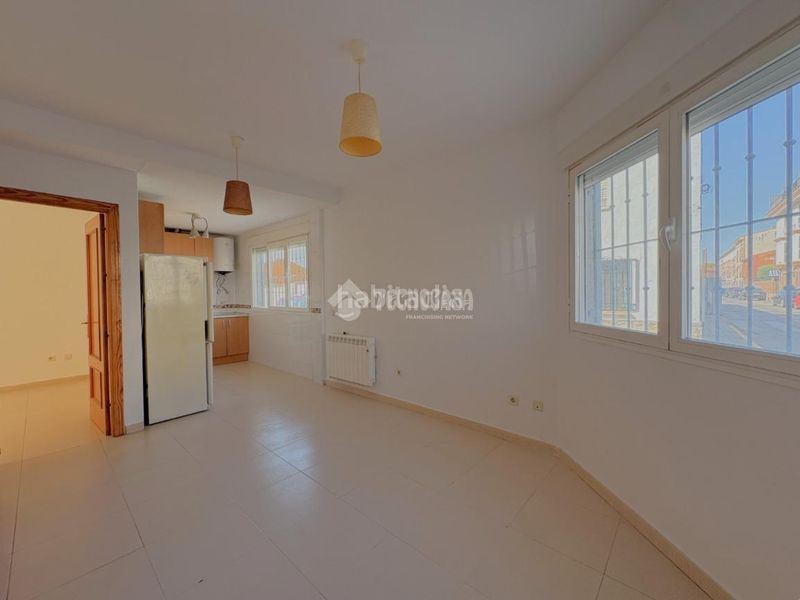 Foto c929626c-8712-4b0b-9564-9b5100b69b2f. Piso  en venta en Alovera