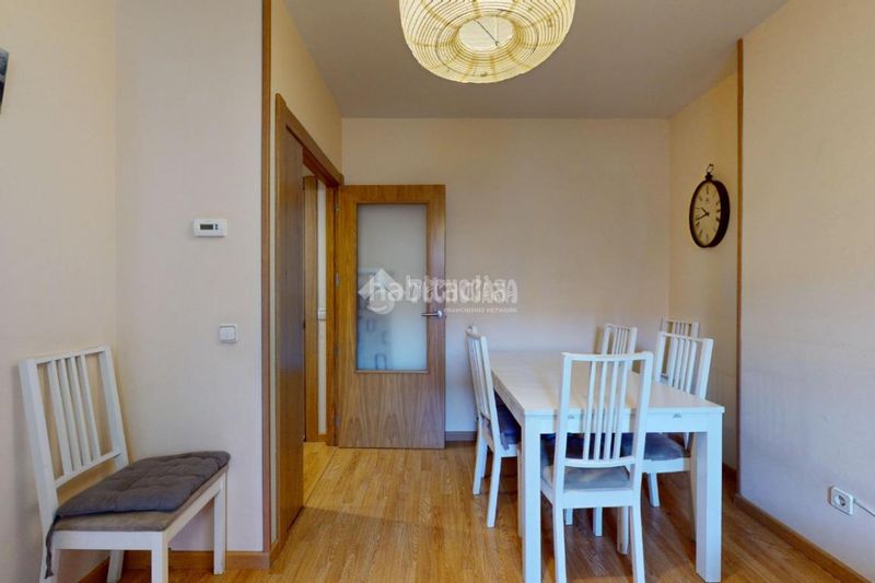 Foto 67af26b7-5bac-4f48-bbee-006f5844d37f. Pis a Alovera