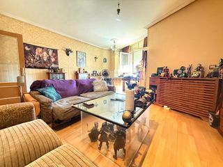 Etagenwohnung in Alovera. Piso en venta en alovera