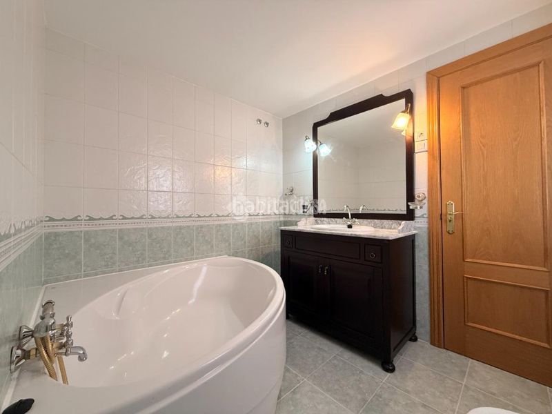 Foto 0d50b351-ece3-44d4-8ac2-226c9e177129. Casa pareada casa en venta en Alovera