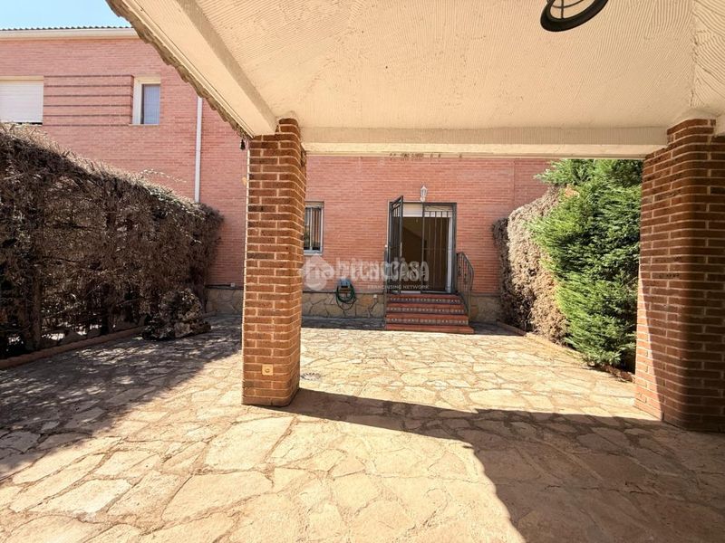 Foto e7b56713-979d-41b6-8aa7-562bd05778b3. Casa pareada casa en venta en Alovera