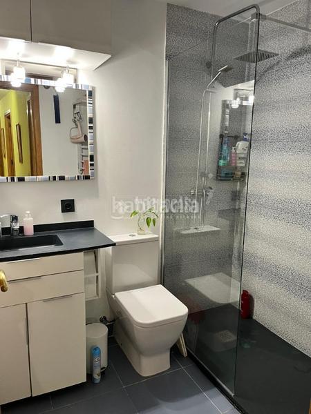 Foto a3a8ce51-f3e6-4d96-988a-fa923568b1db. Piso  en venta en colores - entreparques Sevilla