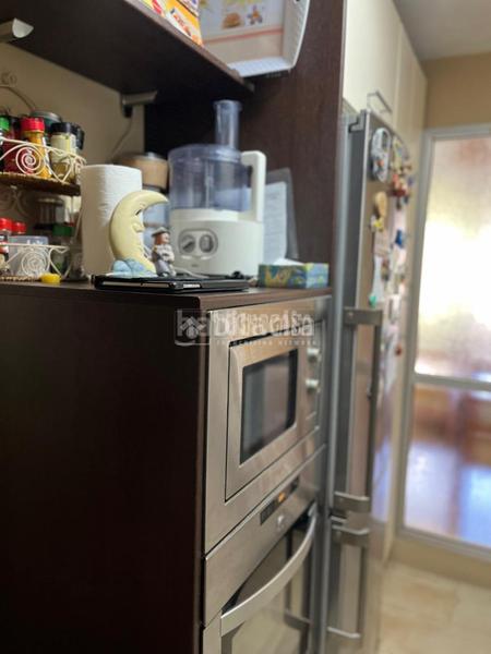 Foto d66d1e92-c18f-4e33-8802-832bcb22e848. Piso  en venta en colores - entreparques Sevilla