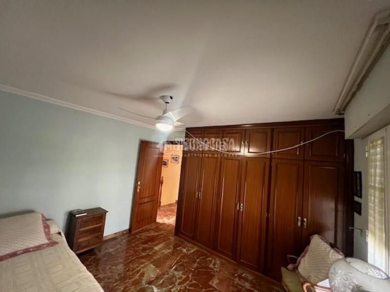 Foto 85ef4b6e-c0a7-48de-b6ef-6dfc163be5ec. Casa pareada casa en venta en Urbadiez - Entrepuentes Sevilla