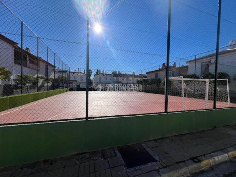 Foto 95f1642e-3d7e-4865-9494-17c19619b982. Casa pareada casa en venta en Urbadiez - Entrepuentes Sevilla
