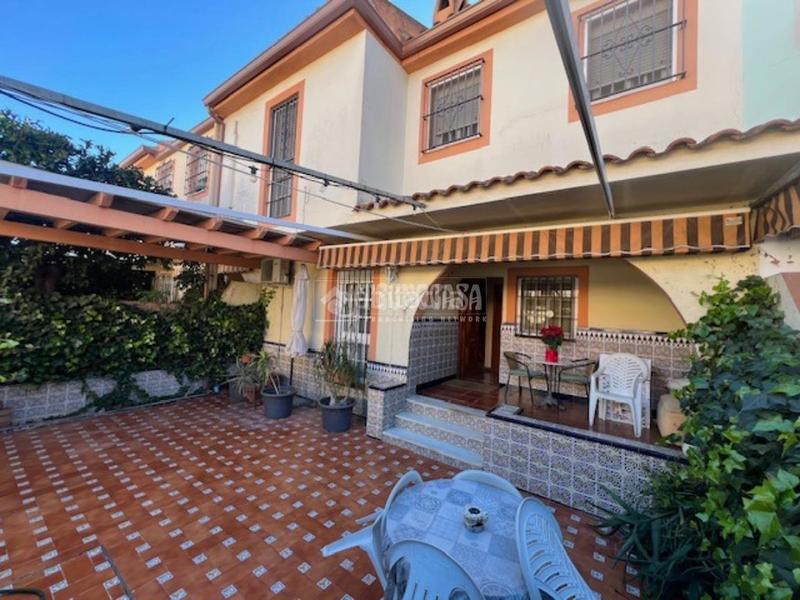 Foto c7d8dd73-f6c8-4c46-8b9e-24d0c214518a. Casa pareada casa en venta en Urbadiez - Entrepuentes Sevilla