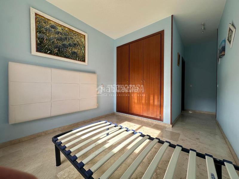 Foto e86a7b8f-7814-4fdf-9183-b522990fcaa7. Pis amb aparcament a colores - entreparques Sevilla