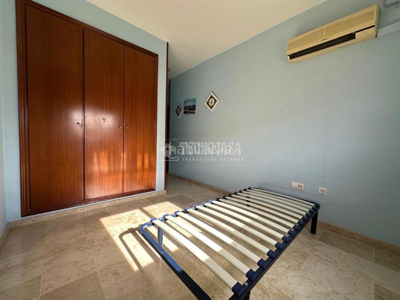 Foto f0ace115-3c58-4466-b200-b5c1ccf71a2d. Pis amb aparcament a colores - entreparques Sevilla