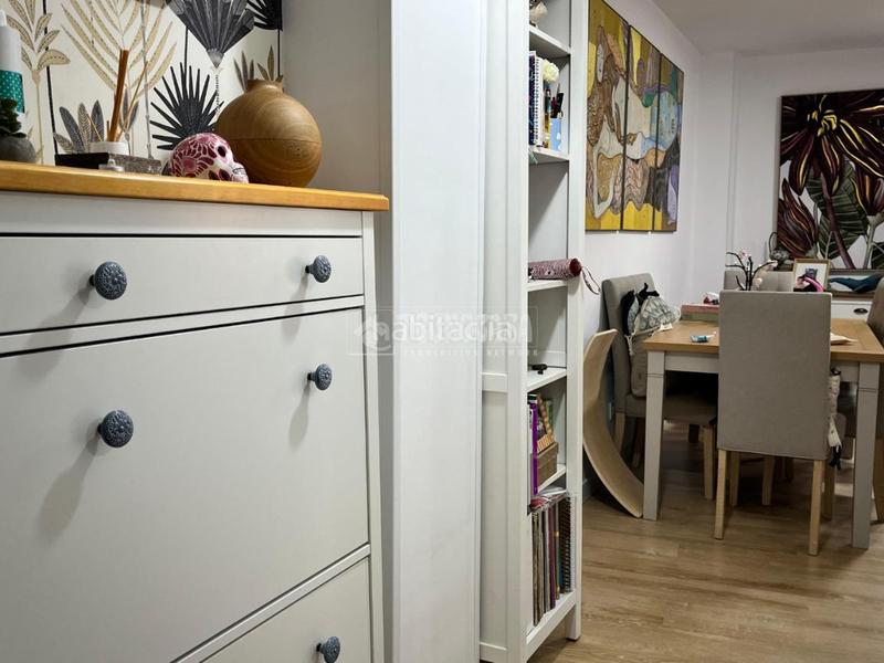 Foto cfc6c7c0-11c2-4fd9-b91e-b7b30d4cf335. Piso  en venta en colores - entreparques Sevilla