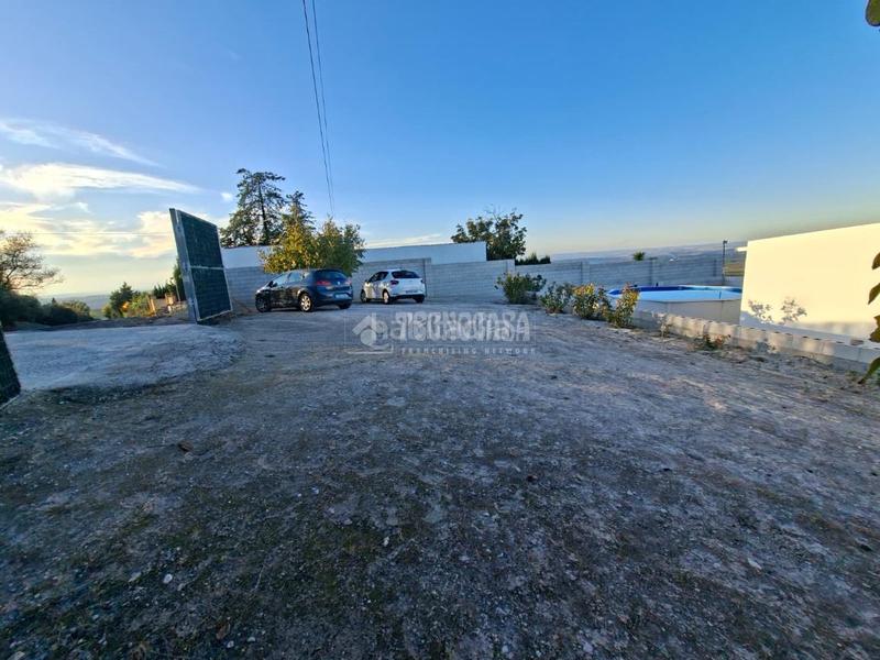 Foto 16d63880-3aff-446a-88e7-33cf429a3a27. Finca rústica a Montilla