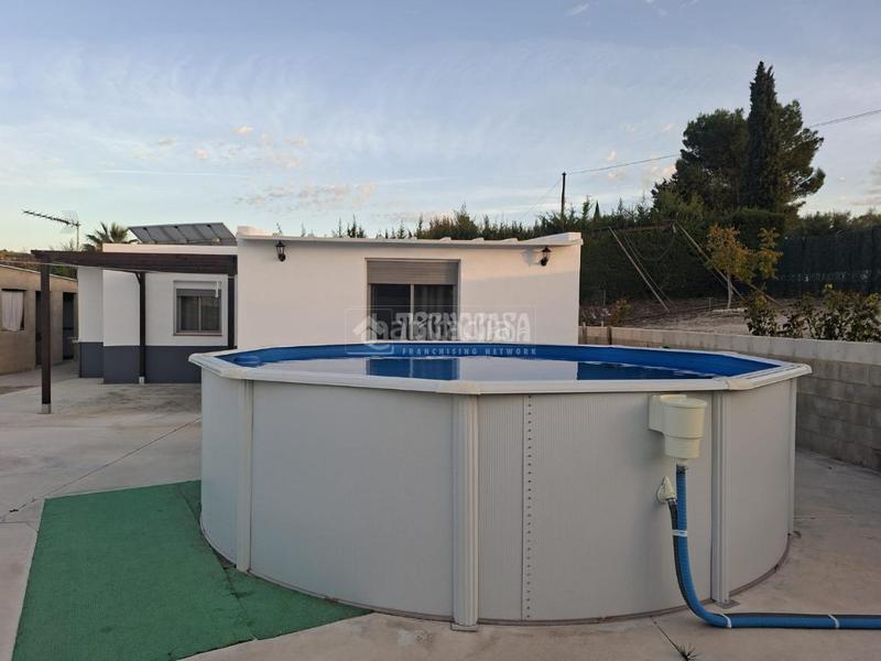 Foto 25ee5fe6-f518-4ae5-a2d2-1262a4bcc8d0. Finca rústica a Montilla