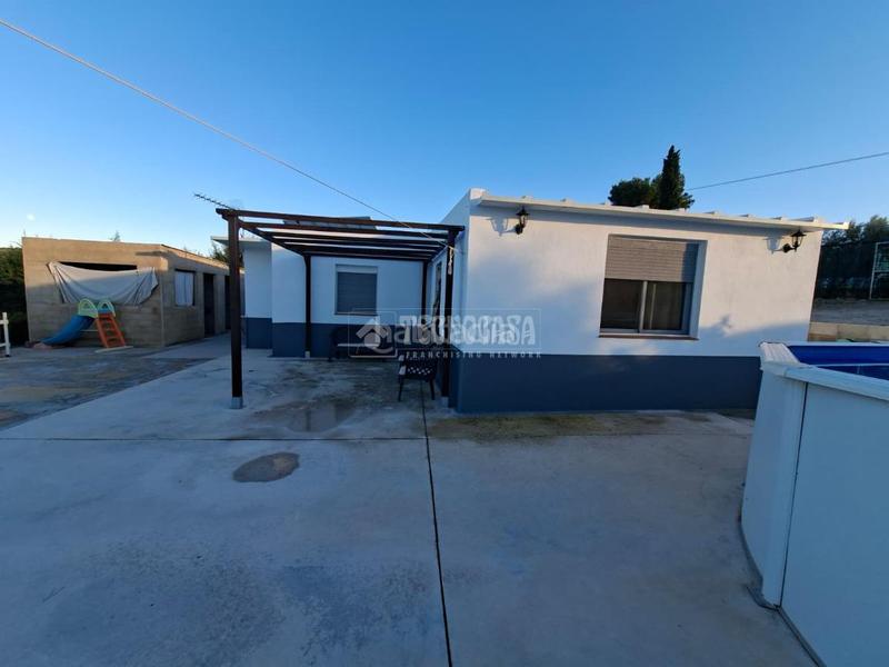 Foto 9db94498-9ed9-4f63-9918-615a1fd5ac84. Finca rústica a Montilla