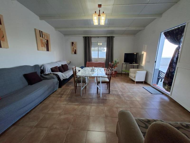 Foto bf8d1821-88f6-47f2-8f19-05a8f3010fba. Finca rústica a Montilla