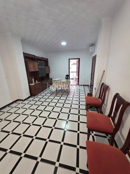 Foto 8ac6f309-23ce-4b90-936d-15e3cb1c7ca2. Casa a Montilla