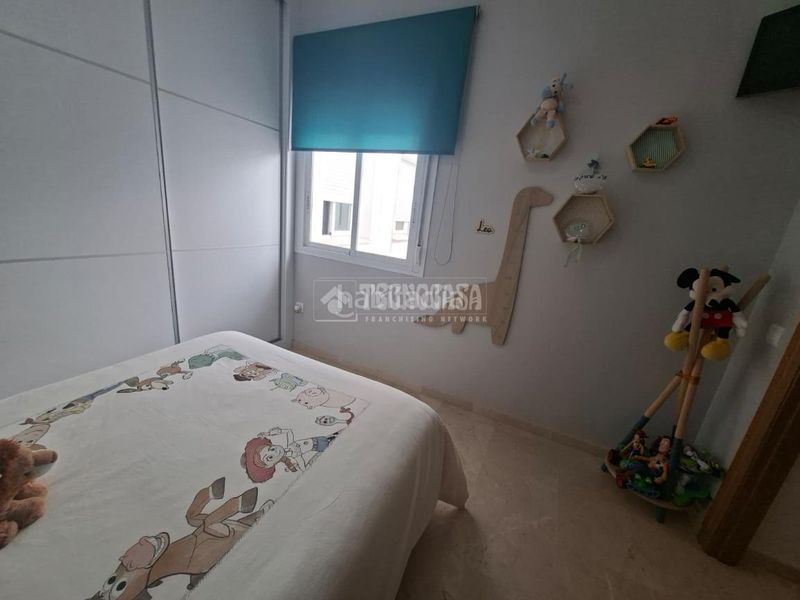 Foto f8e6d92f-8c36-4d15-aa4a-428b1ccc69d3. Pis a Montilla