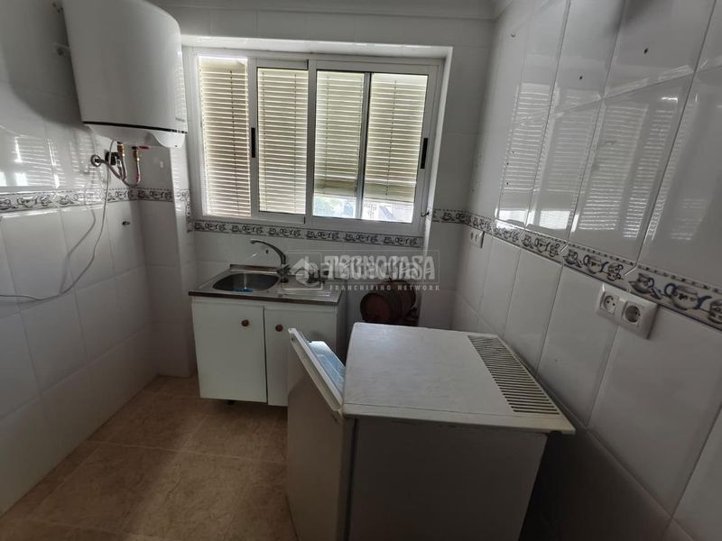 Foto bff90e8c-6733-4497-9bcd-0a96abc6b00f. Casa aparellada a Montilla