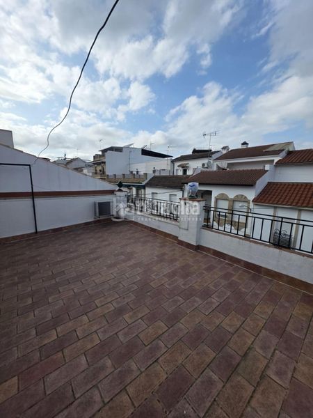 Foto 5586b4a9-ae56-4428-ac09-5e6a53a13c16. Casa a Montilla