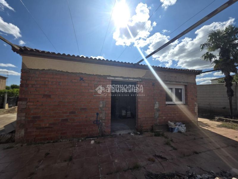 Foto 60a53d20-09b5-4d96-b83d-f029a0c3955f. Casa a Montilla