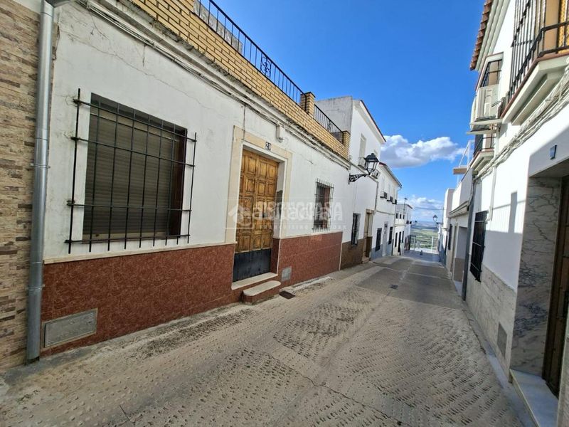 Foto 7e3d8c42-d6c0-4a9c-9385-d977941f534d. Casa a Montilla