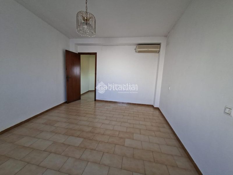 Foto 434a4960-c435-48a4-9451-30043b2c5e66. Casa a Montilla