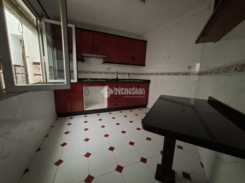 Foto 5cf2c980-7b99-476d-901b-34a7d225abf4. Casa a Montilla