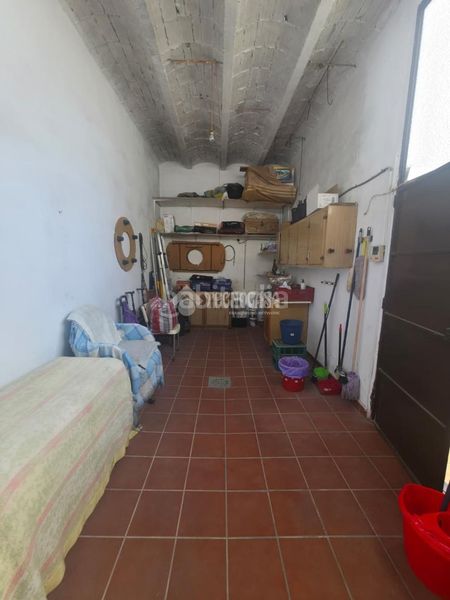 Foto 12e000b0-885b-4e69-a7fd-a9684381de3f. Casa amb aparcament a Montilla