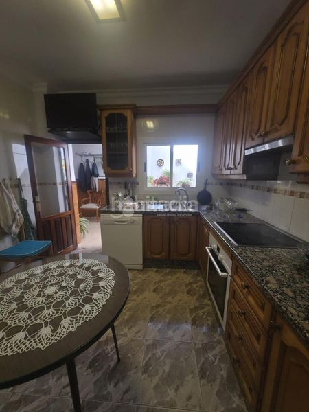Foto 43c8dd0b-b7a7-492a-83a8-ce8a3c3cd078. Casa amb aparcament a Montilla