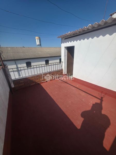 Foto 7695e1d5-386b-467b-b5aa-9d418e77fb10. Casa amb aparcament a Montilla