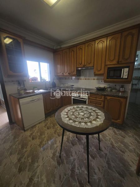 Foto 9d615f82-099c-4c70-a1dc-c28acd25683f. Casa amb aparcament a Montilla