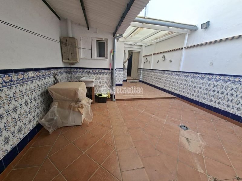Foto 69e340bf-40f9-4ee2-86cd-d04a409c343d. Casa a Montilla