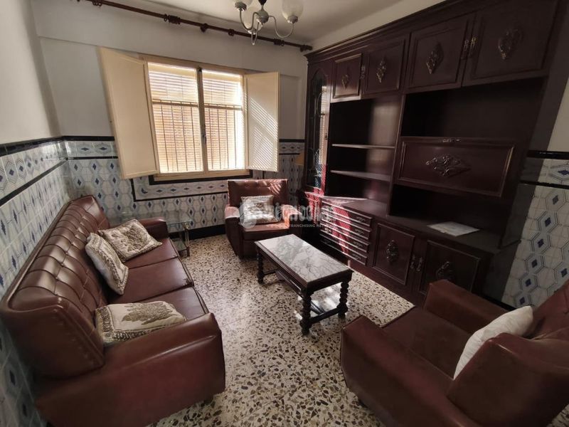 Foto c6083743-62f9-4bd2-970f-0c3305e84cb5. Pis a Montilla