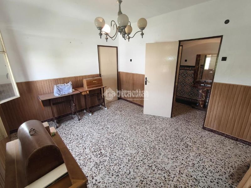Foto f0ea218d-9d1c-4e91-84d2-1203d6502b77. Pis a Montilla