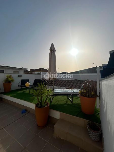 Foto 367c7b95-0c51-4018-97ec-c105dbf619b1. Casa  en venta en Montilla