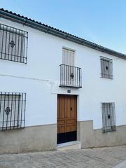 Casa a Montilla. Casa en venta en montilla