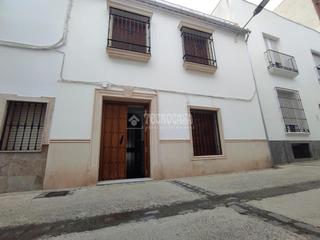 Casa a Montilla. Casa en venta en montilla