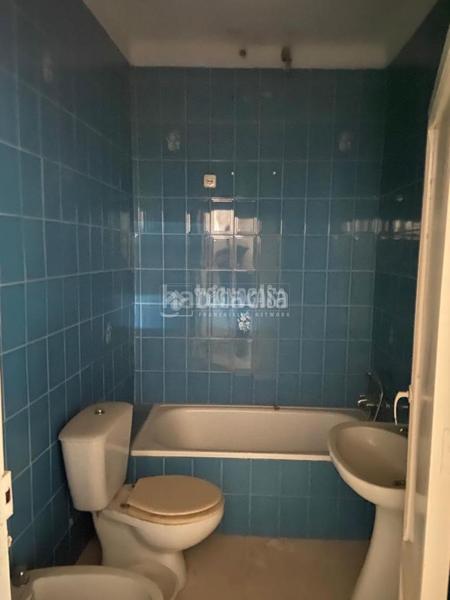 Foto 37deff11-febd-4d54-b28e-1957a928cbb6. Casa pareada casa en venta en Centro Utrera