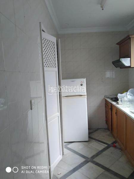 Foto 4df43d9e-0b8e-4cf2-abbd-729ef59e7e62. Casa pareada casa en venta en Centro Utrera