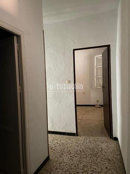 Foto a4f44815-c9ab-43d4-8c61-217594079c8f. Casa pareada casa en venta en Centro Utrera