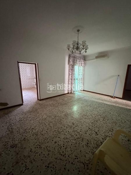 Foto 5a29c0ce-5cb5-4096-a4b7-41a294bb6c80. Casa  en venta en Las Torres - Constelaciones Utrera