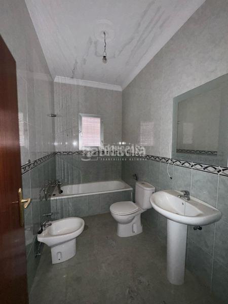 Foto 5b467865-0701-461c-a0f4-5fd704d80ead. Casa  en venta en Las Torres - Constelaciones Utrera