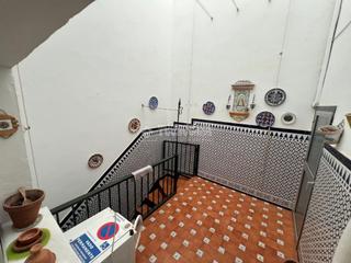 Casa aparellada a Torre Cruz - Los Molinos. Casa en venta en utrera