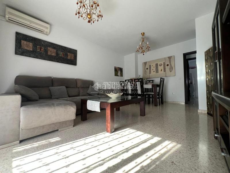 Foto 51ffc353-164f-4483-9835-a3efb23e9402. Pis amb calefacció a Las Torres - Constelaciones Utrera