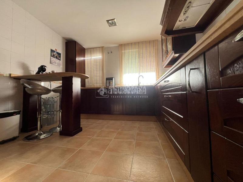 Foto fa099cff-391f-42fe-8958-1e1ddf87de0d. Pis amb calefacció a Las Torres - Constelaciones Utrera