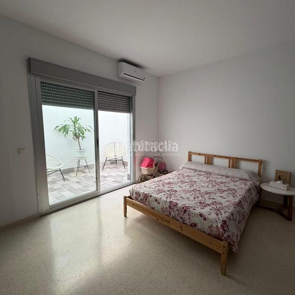 Foto f04cf0d2-bd27-4017-999e-ff7d8d931697. Doppelhaus in Consolación Utrera