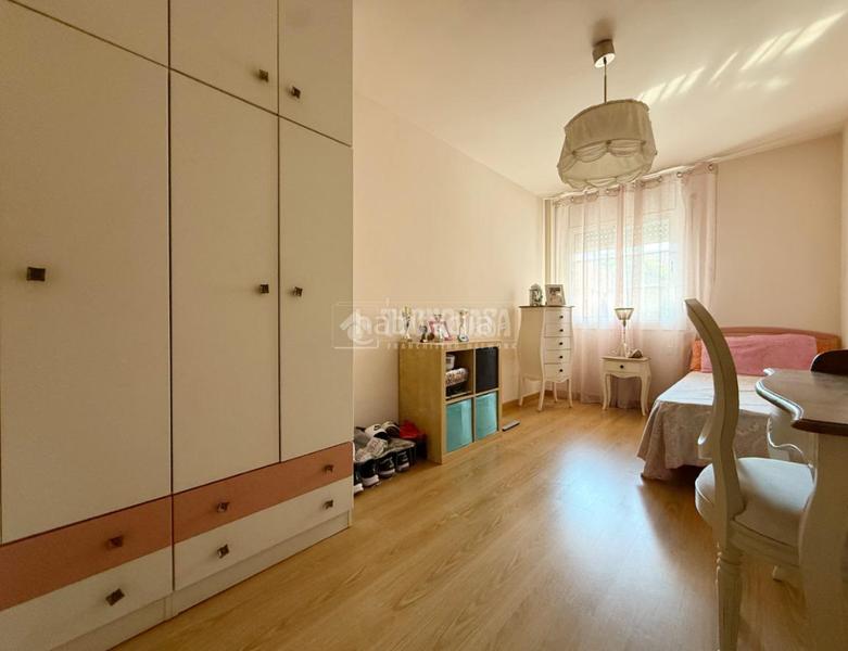 Foto 07b8e5c5-bc46-4272-b7d0-a2590ffe6d4b. Casa pareada casa en venta en Marianao Sant Boi de Llobregat