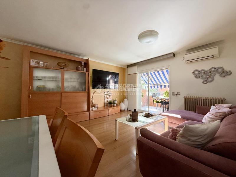Foto 87c3f02e-f8f2-488e-b350-a9b71cba9a82. Casa pareada casa en venta en Marianao Sant Boi de Llobregat