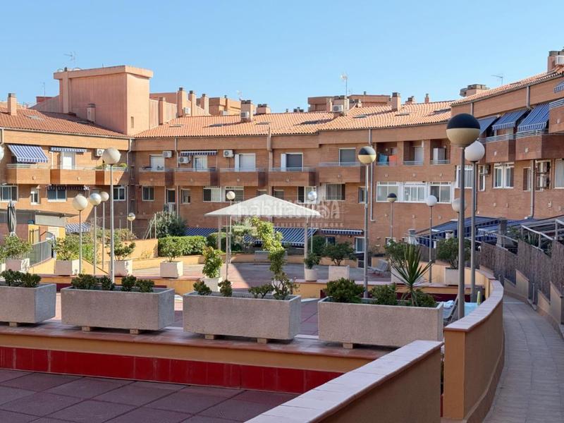 Foto f59b04f0-71a5-4b70-b657-ec068ac05f91. Casa pareada casa en venta en Marianao Sant Boi de Llobregat
