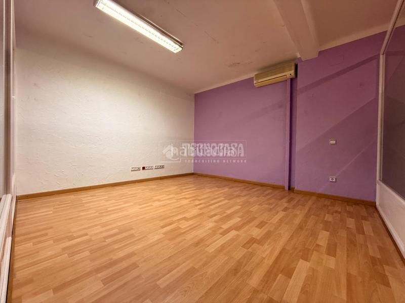 Foto 15bfef9d-878b-4a76-8f51-3d2a5590c656. Geschäftsraum in Marianao Sant Boi de Llobregat