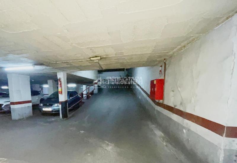 Foto 24757ecc-d405-456c-b01a-65cc9fd4fb55. Autoparkplatz in Marianao Sant Boi de Llobregat